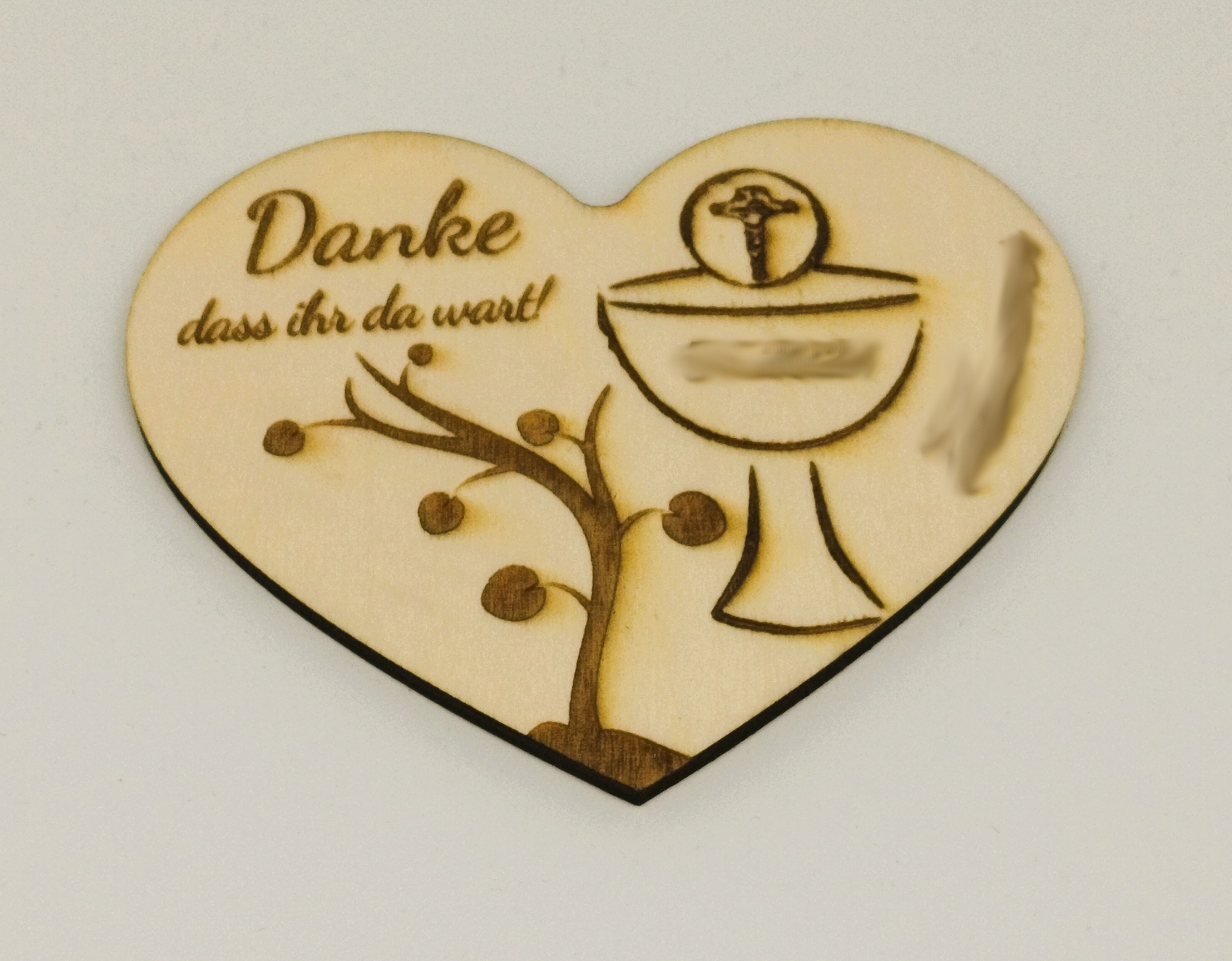 Danke-Herz aus Holz mit Magnet - personalisiert