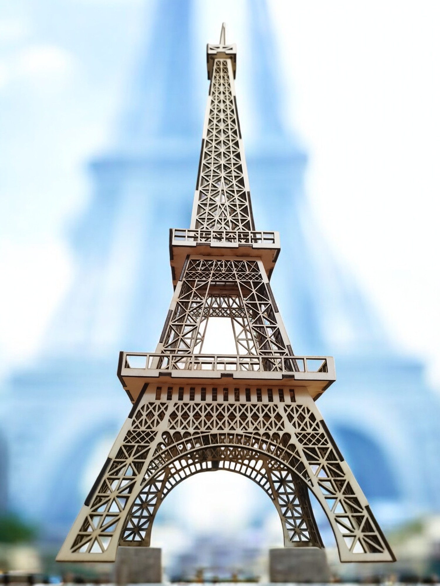 "Eiffelturm" Holzmodell